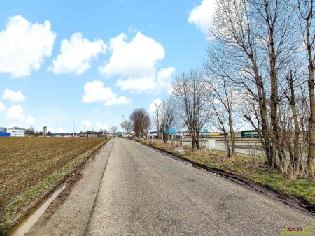 Großes Betriebs-Baugebiet direkt an der Autobahn A8! - Großes Potential als Pacht oder Baurecht. - An der Grenze zu DE.