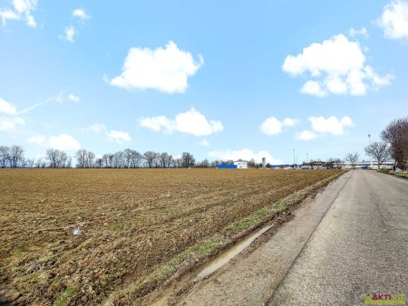 Großes Betriebs-Baugebiet direkt an der Autobahn A8! - Großes Potential als Pacht oder Baurecht. - An der Grenze zu DE.