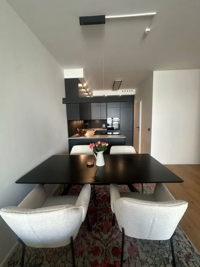 Stilvolle 3-Zimmer-Wohnung mit XXL-Balkon & Top-Ausstattung - Bild