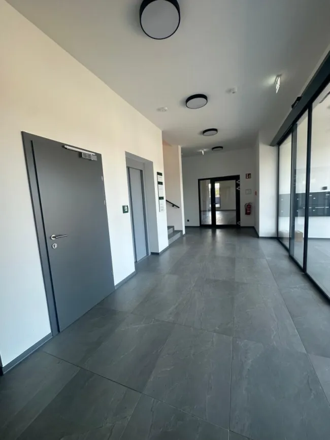 Stilvolles 88 m² Büro im EG mit All-in-Miete - Bild