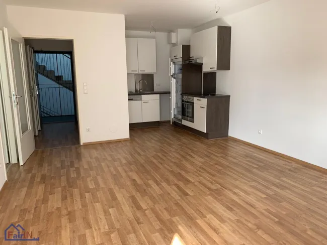 TOP LAGE+++Ruhige und helle 2-Zimmer-Neubauwohnung mit Balkon (ca.58 m²)– 2 min.von Hauptbahnhof*** - Bild