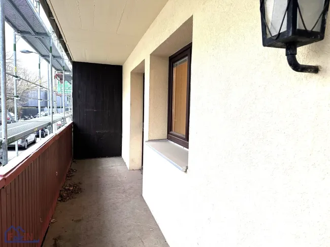 ++SCHNELL BESICHTIGEN++Großzügige 3-Zimmer Wohnung mit Loggia in 1230 Wien – sanierungsbedürftig, WG-tauglich! - Titelbild
