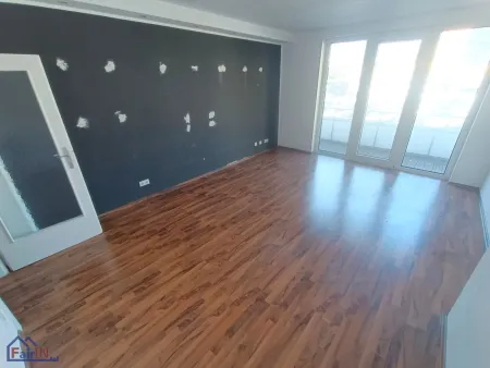 ++Schnell Besichtigen++Charmante 2-Zimmer Wohnung mit Loggia und Aufzug in 1200 Wien – Top Preis! +++