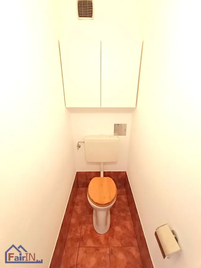 ++Schnell Besichtigen++Charmante 2-Zimmer Wohnung mit Loggia und Aufzug in 1200 Wien – Top Preis! +++ - Bild
