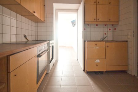 Ruhige, helle 2-Zimmer-Wohnung | Innenhoflage | WC und Bad in der Wohnung
