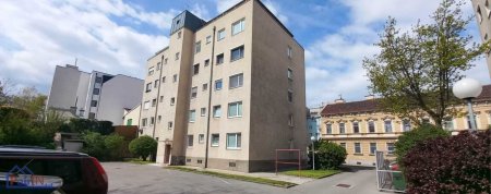***Sonnige Neubau Wohnung mit 2 Terrassen und 2-3 Zimmer/ Viel Potenzial***
