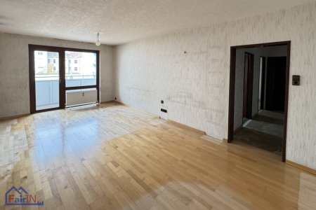 Charmante 3-Zi-Wohnung mit Loggia & Aufzug nahe U-Bahn in 1200 Wien – sanierungsbedürftig