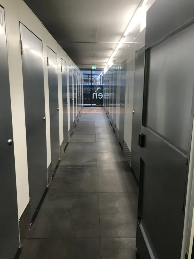 Lagerflächen von 3 - 100 m² und Büros für Privatpersonen und Unternehmen in der Stauzone Hohenems - Bild