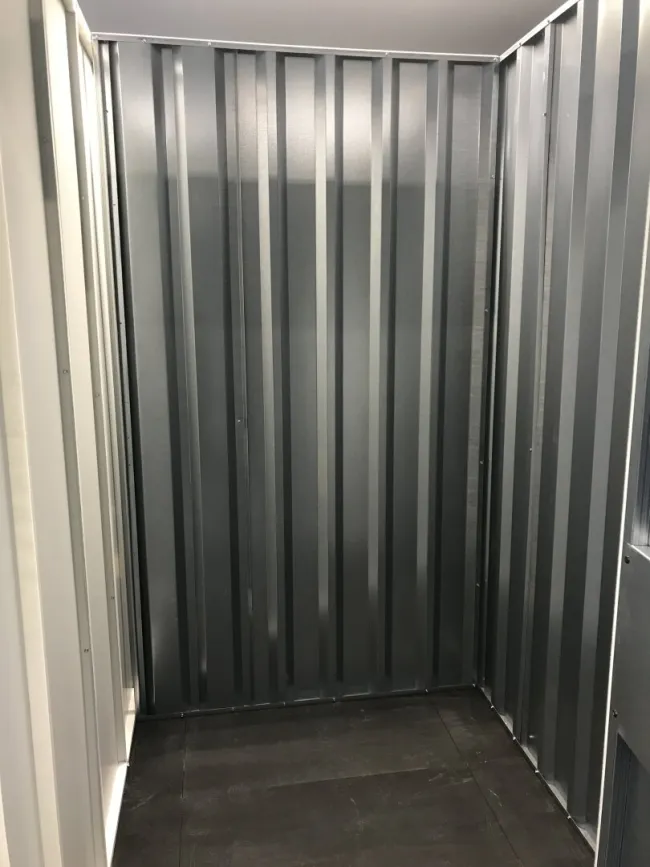Lagerflächen von 3 - 100 m² und Büros für Privatpersonen und Unternehmen in der Stauzone Hohenems - Bild
