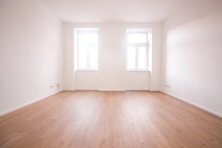 Gepflegte, helle 2-Zimmer-Wohnung | Innenhoflage | zentral begehbar | 400 m zur U3