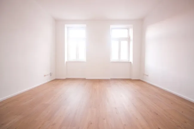 Gepflegte, helle 2-Zimmer-Wohnung | Innenhoflage | zentral begehbar | 400 m zur U3 - Titelbild