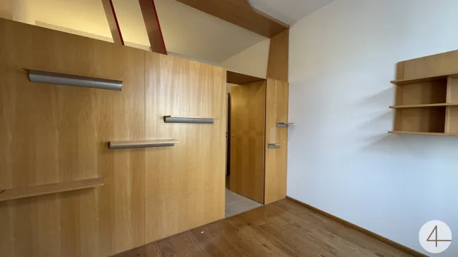 Wirtschaftsraum/Büro/Kinderzimmer