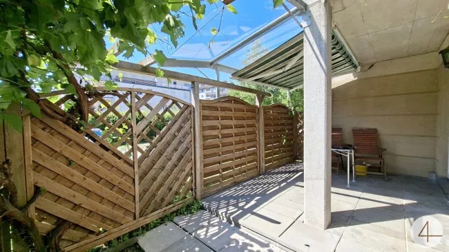 Lichtdurchflutete Gartenwohnung in Top Lage - Bild