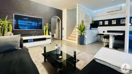 4 Zimmer Reihenhaus - 7 Min zur U2 - ruhiger sonniger Garten - Klimaanlage - Garagenstellplatz
