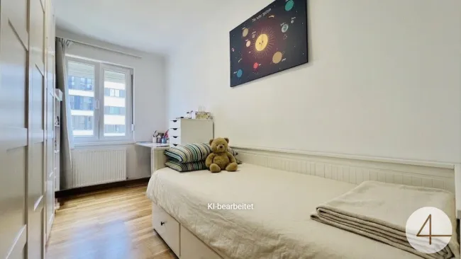 Zentrale Lage nähe Hauptbahnhof - Komplett renoviert - 3 Zimmer - Lift - vollmöbliert - Ideal für Anleger, Paare & Singles - Bild