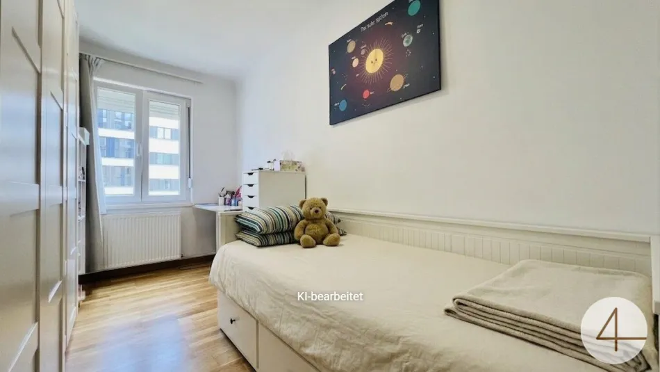 Zentrale Lage nähe Hauptbahnhof - Komplett renoviert - 3 Zimmer - Lift - vollmöbliert - Ideal für Anleger, Paare & Singles - Bild