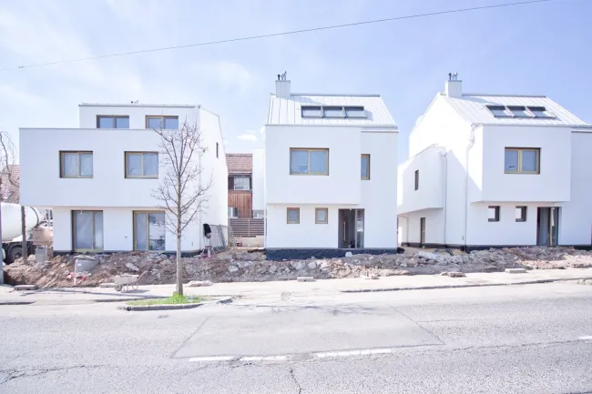 ERSTBEZUG | modernes Einfamilienhaus mit viel Platz | Garten, Terrasse, Dachterrasse, Stellplatz - Bild