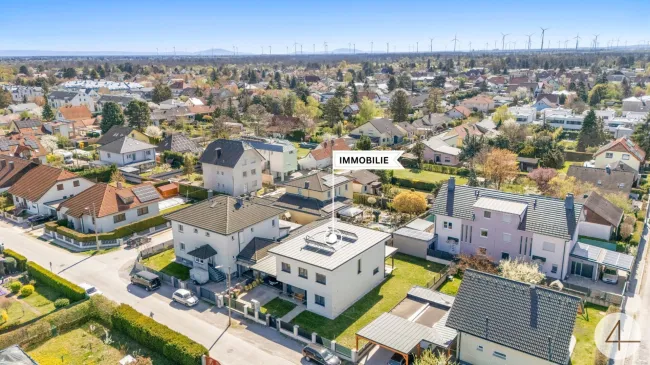Großzügiges Einfamilienhaus in Strasshof, 7 Zimmer, Fußbodenheizung, Garage & Carport ! - Titelbild