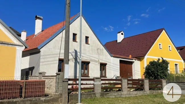 Kleines Haus mit Stadel plus Erweiterungsmöglichkeit - Titelbild
