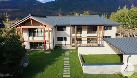 Edelrohbau - Green House Appartements - Wohnungspaket – direkt am Skilift Nassfeld grüner Panoramablick - 28 PV-Panele - Stellplätze