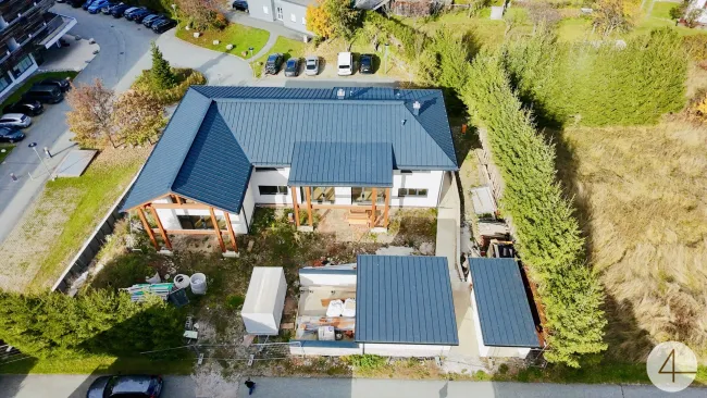 Edelrohbau - Green House Appartements - Wohnungspaket – direkt am Skilift Nassfeld grüner Panoramablick - 28 PV-Panele - Stellplätze - Bild