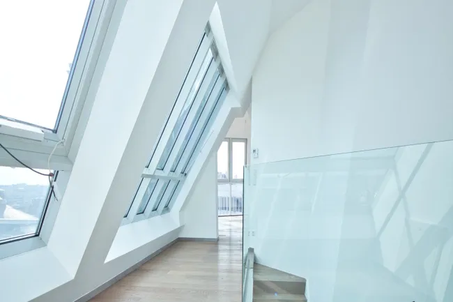 Modernes Penthouse mit 5 Zimmern auf 2 Ebenen | Panorama-Aussicht über den Dächern Wiens | 14 m² Terrasse - Bild