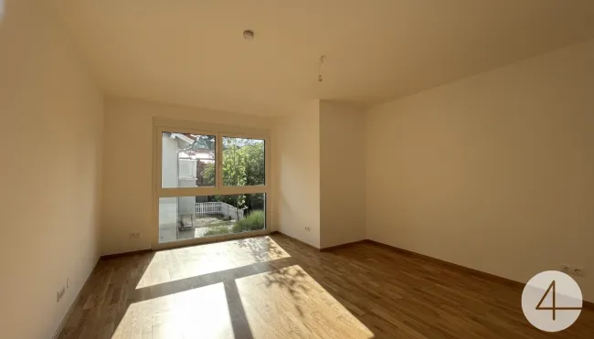 Erstbezug: Modernes Reihenhaus mit Dachterrasse und Kahlenbergblick - Bild