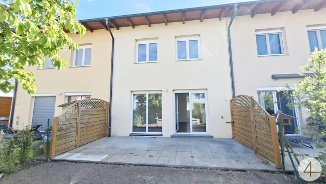 Reihenhaus mit Garten vollunterkellert - Bild