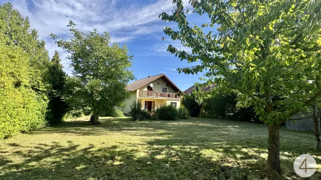 Einfamilienhaus in ruhiger Wohnsiedlung - Titelbild