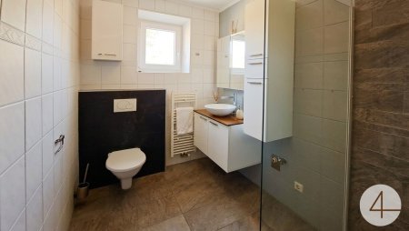 Modernisierte 3 Zimmer Wohnung