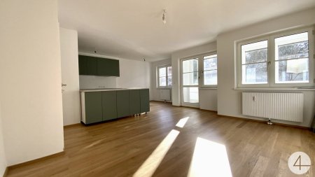 U4 fußläufig erreichbar - Familienjuwel in grüner Ruhelage mit Loggia - Lainzer Tiergarten ums Eck