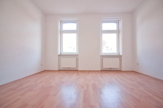 TOP WG-Wohnung | 3 zentral begehbare Zimmer | separierte Küche | großzügiges Bad - Titelbild