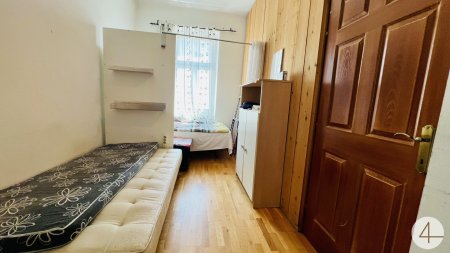 Provisionsfrei - 190m zur S-Bahn - 500m zur U3 - Starterwohnung im 2. Stock - ruhige Seitenstraße - gute Anbindung