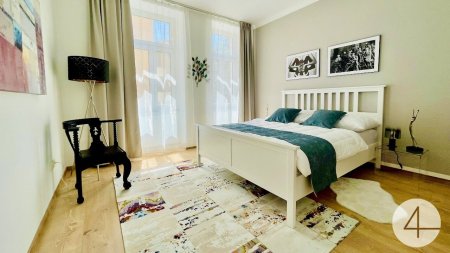 sanierte Altbauwohnung - neuwertig - zentrumsnah - helle 3-Zimmer - Top-Infrastruktur