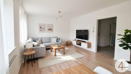 Teilrenovierte Wohnung mit überdachten PKW Stellplatz