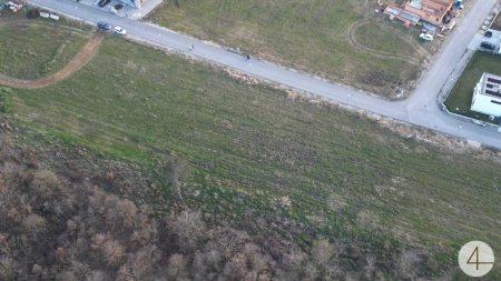 Sonniges Baugrundstück in ruhiger Umgebung