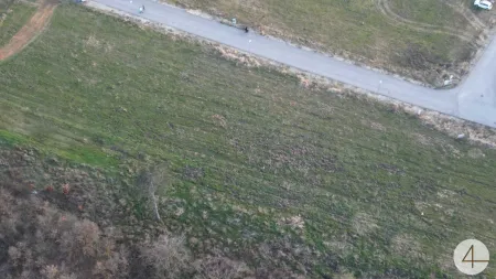 Sonniges Baugrundstück in ruhiger Umgebung