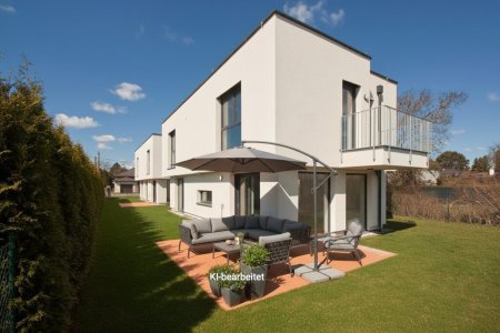 EINFAMILIENHAUS IN RUHELAGE | Ziegelhaus | großzügig, hell & hochwertig ausgestattet | mit Garten & Stellplatz