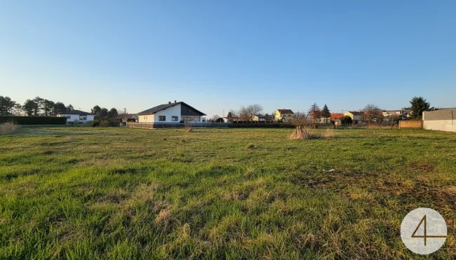 Familienfreundliches Baugrundstück für ihr Eigenheim - Bild