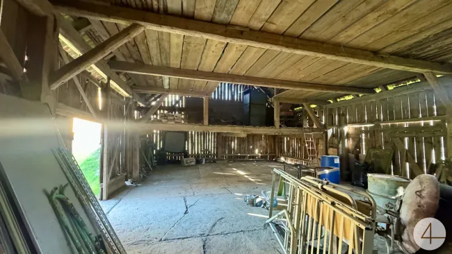 bezugsfertiges Haus mit viel Platz - zum Schnäppchenpreis - Bild
