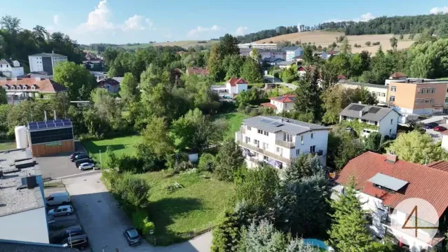 Mehrfamilienhaus in Top Lage im Zentrum von Bad Schallerbach - Titelbild