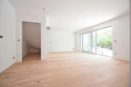 ERSTBEZUG | Familienfreundliches Reihenhaus | 4 Zimmer auf 2 Ebenen mit Terrasse, Balkon & Eigengarten | TOP 4