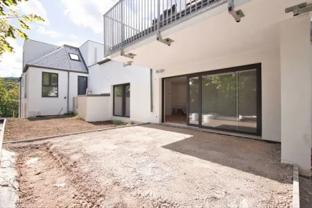 ERSTBEZUG | Familienfreundliches Reihenhaus | 4 Zimmer auf 2 Ebenen mit Terrasse, Balkon & Eigengarten | TOP 4