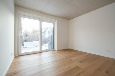 ERSTBEZUG | Familienfreundliches Reihenhaus | 4 Zimmer auf 2 Ebenen mit Terrasse, Balkon & Eigengarten | TOP 4