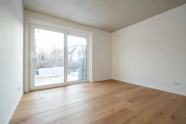 ERSTBEZUG | Familienfreundliches Reihenhaus | 4 Zimmer auf 2 Ebenen mit Terrasse, Balkon & Eigengarten | TOP 4 - Bild