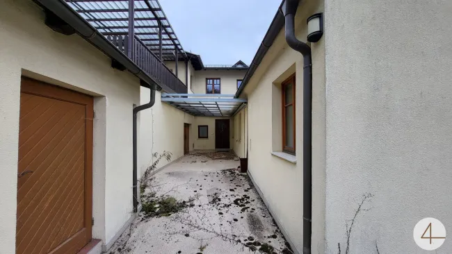 Einfamilienhaus am Rosenhügel Krems-Stein - Titelbild