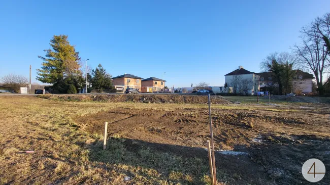Schönes ebenes Baugrundstück in Traismauer – Ideal für Ihr Einfamilienhaus! - Bild