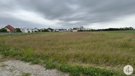 Traumhaftes Grundstück in Gerasdorf bei Wien – 6 Wohneinheiten möglich !