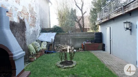 2 Familienhaus 175 m2, neue Heizung