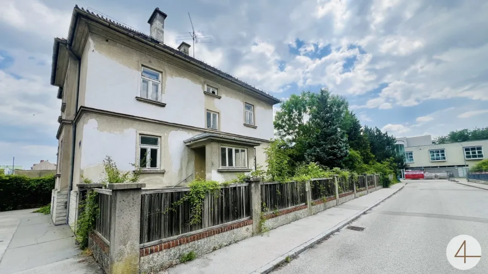 TOP-Lage nähe Stadtzentrum! Sanierungsbedürftig mit Ausbaupotential! Studie für 4 Wohneinheiten mit DG-Ausbau vorhanden! - Bild
